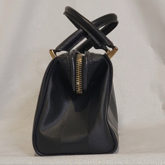 ** SOLD on VC** Vintage FENDI Black Stripe Mini Bag - Picture 3 of 14